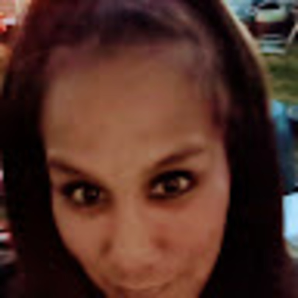 Meet your Posher, Desirae